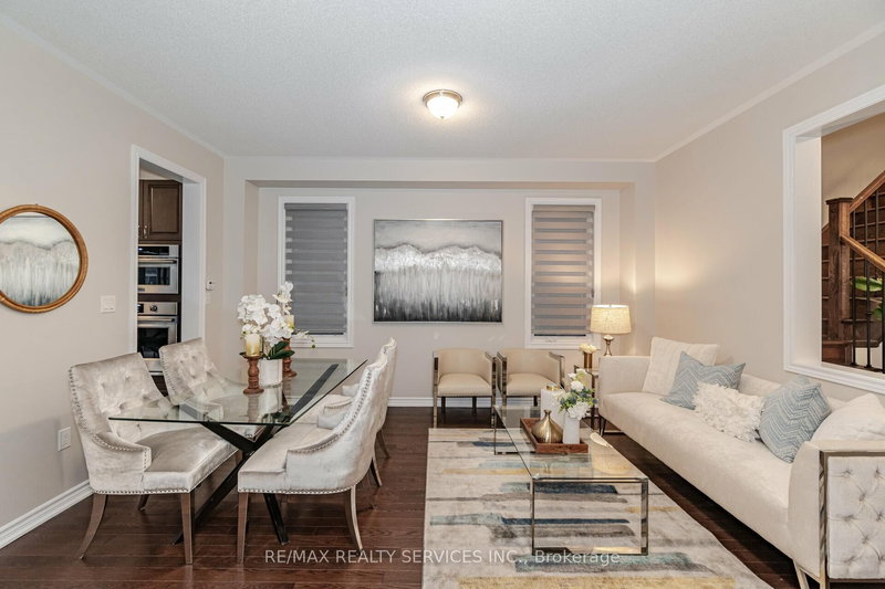63 royal fern Cres, Caledon, L7C 4H1 | Image 3