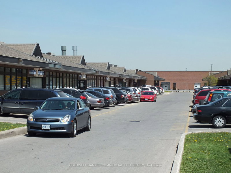 24 - 266 Rutherford Rd S, Brampton, L6W 3X3 | Image 3
