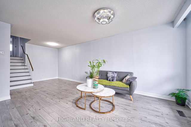 3343 Verhoeven Drive