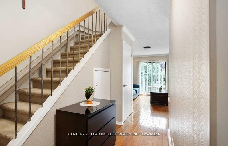 125 Ashridge Crt, Mississauga, L4Z 1K5 | Image 2