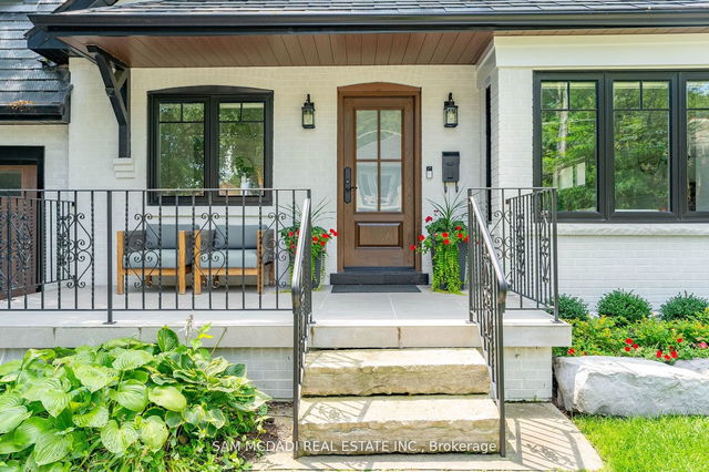 12 Wesley Avenue