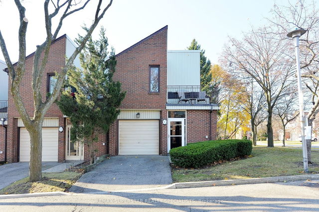 1 - 1020 CEDARGLEN Gate