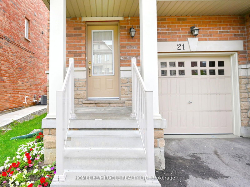 21 Sprucewood Rd, Brampton, L6Z 0J0 | Image 3