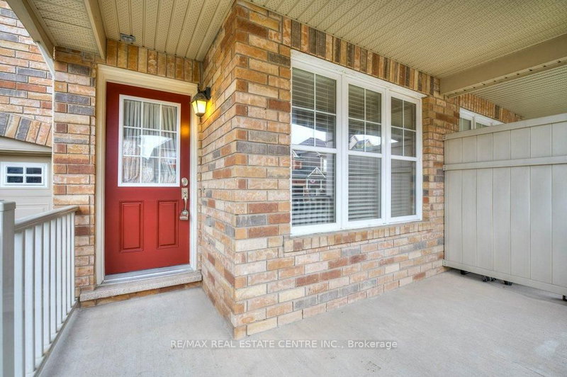 782 Maquire Terr, Milton, L9T 6P5 | Image 2