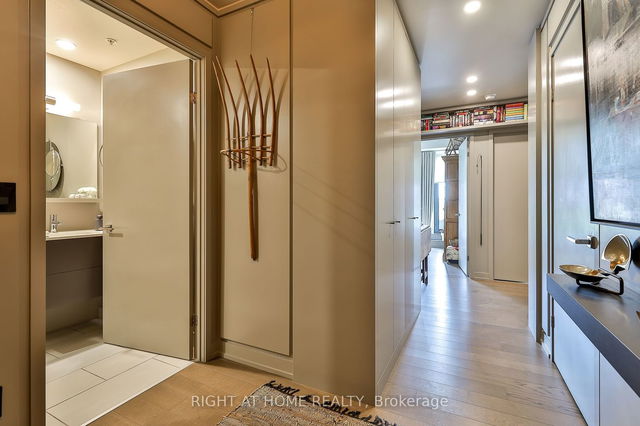 710 - 530 Indian Grove