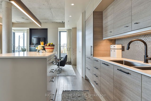 710 - 530 Indian Grove