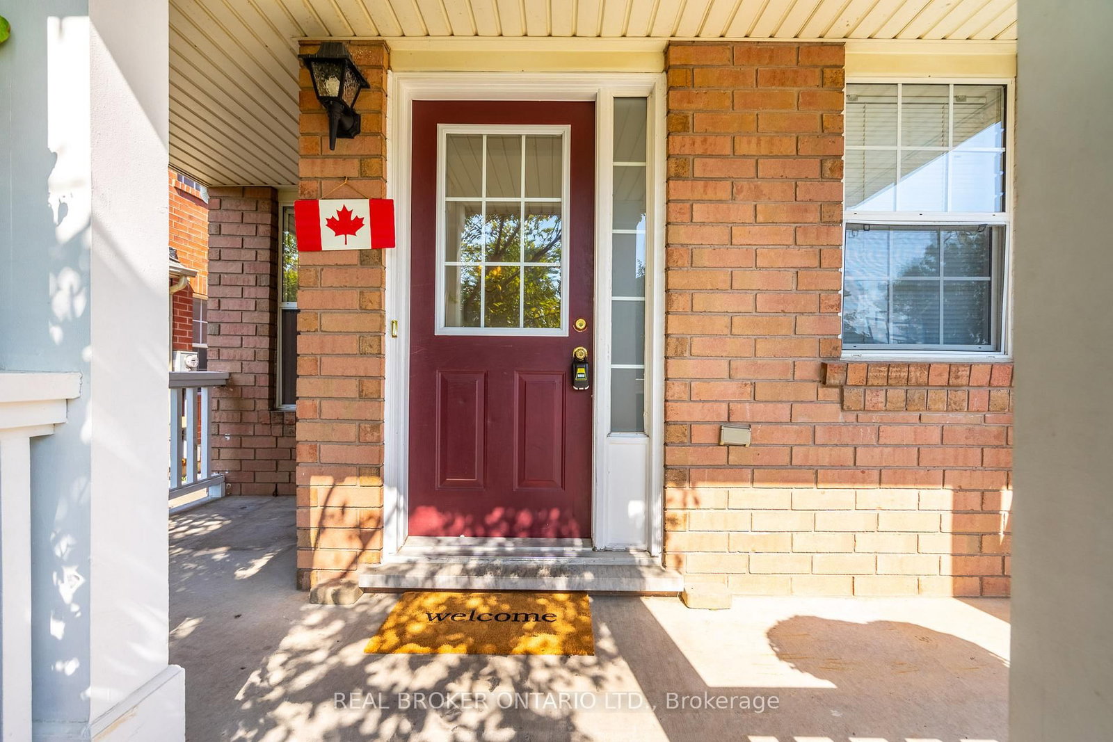 Listing Image 4