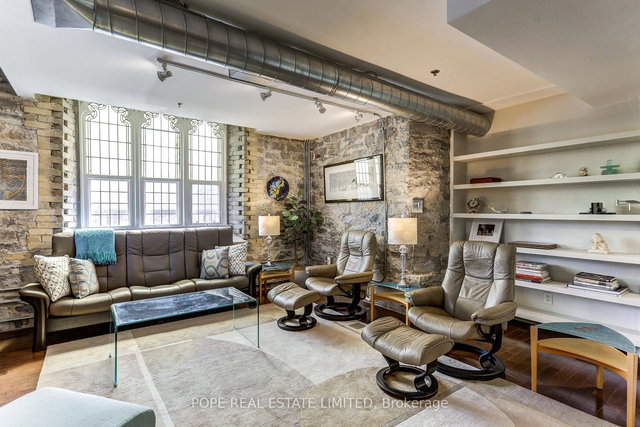 202 - 384 Sunnyside Avenue