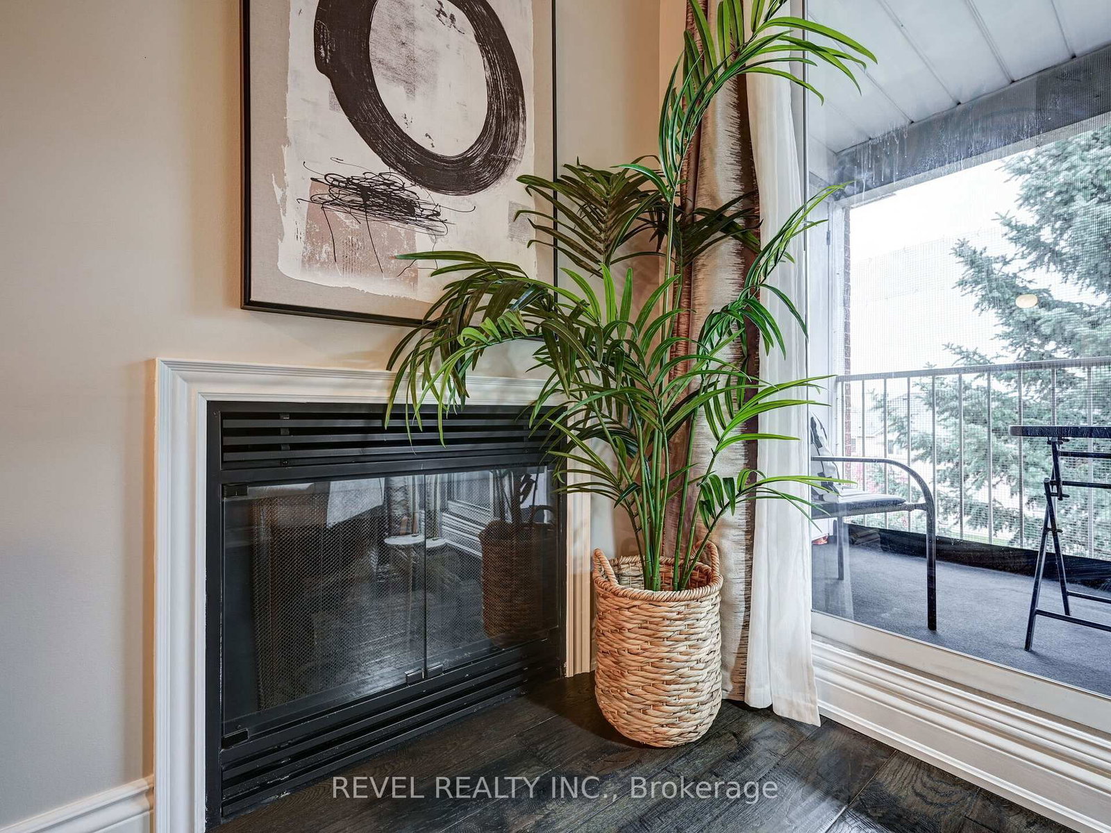 Listing Image 20