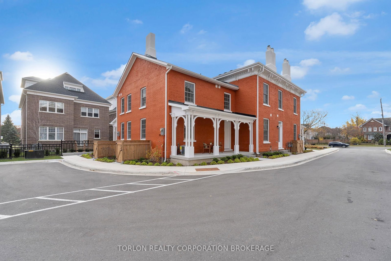 Listing Image 3