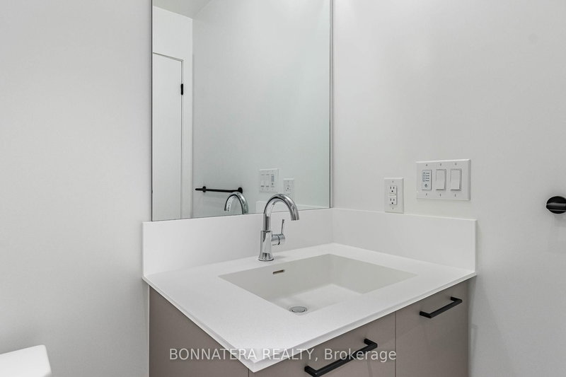 414 - 10 Lagerfeld Dr, Brampton, L7A 0H8 | Image 2