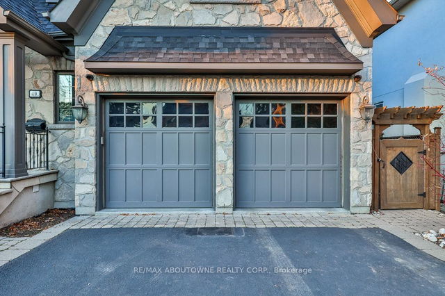 40 Hilldowntree Road