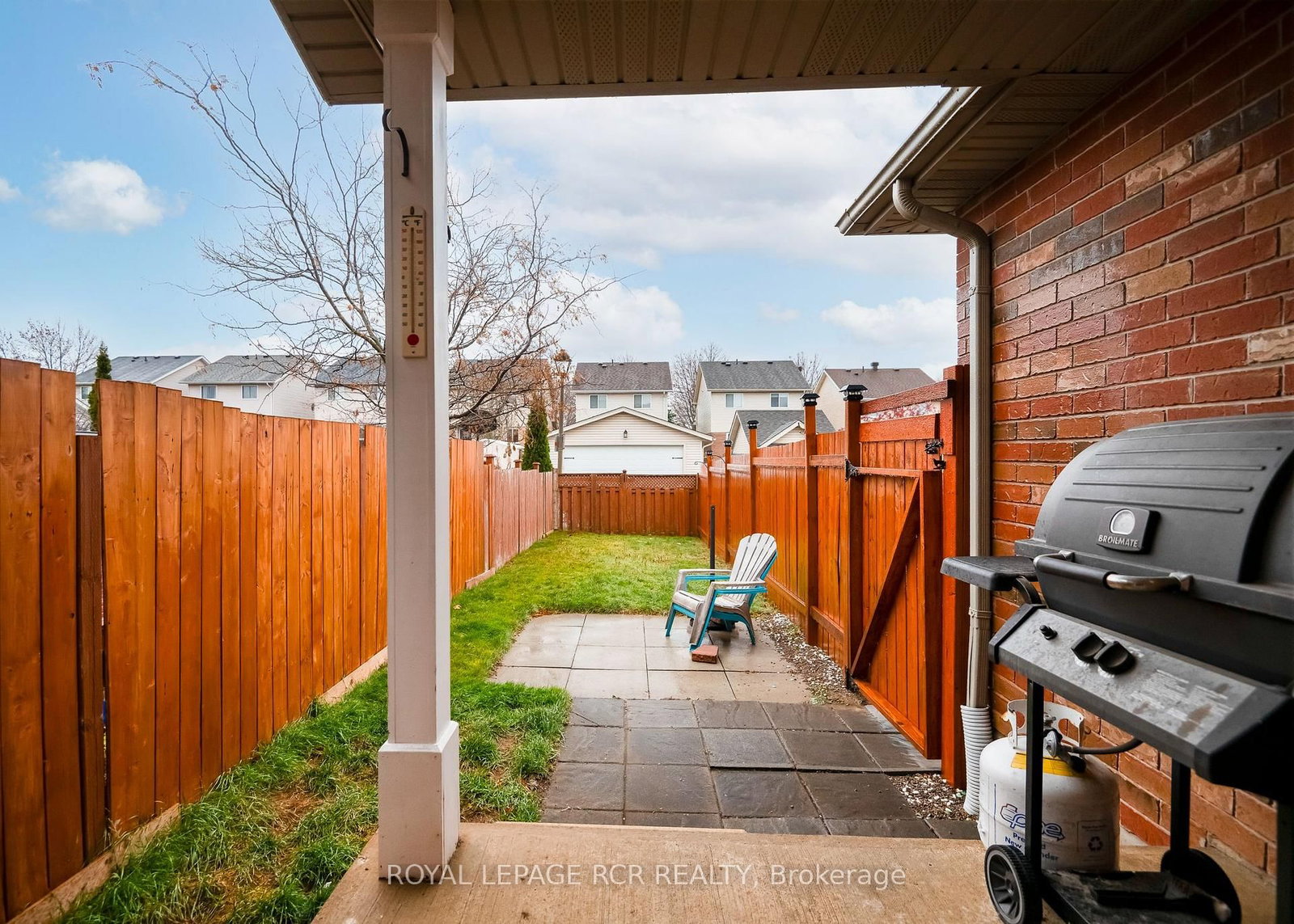 Listing Image 5