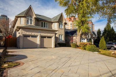 Detached House sold at 57 Fairview Road, Mississauga, Ontario, L5B 1K7 - Fairview - MLS: W7317120