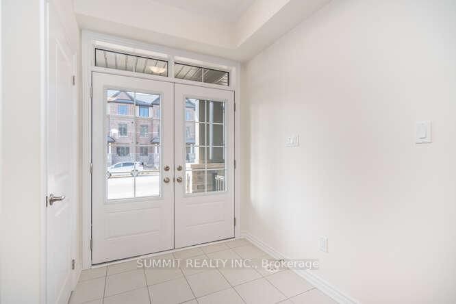 3 Petch Ave, Caledon, L4C 0Y9 | Image 3