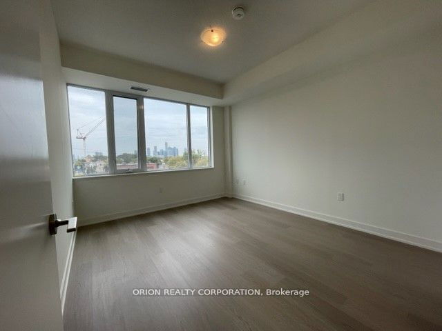 322 - 859 The Queensway N/A