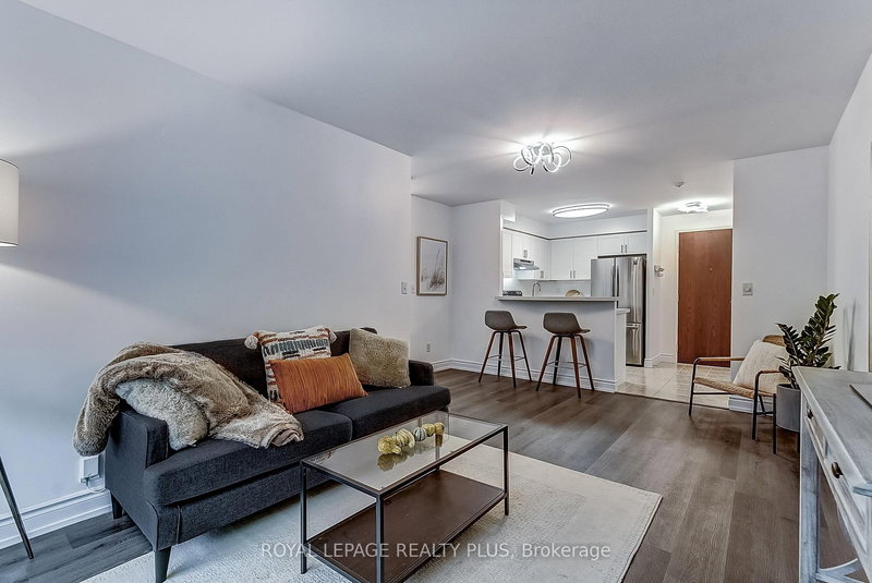 508 - 2565 Erin Centre Blvd, Mississauga, L5M 6Z9 | Image 3