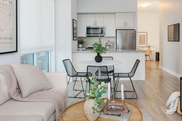 402 - 4085 Parkside Village Drive