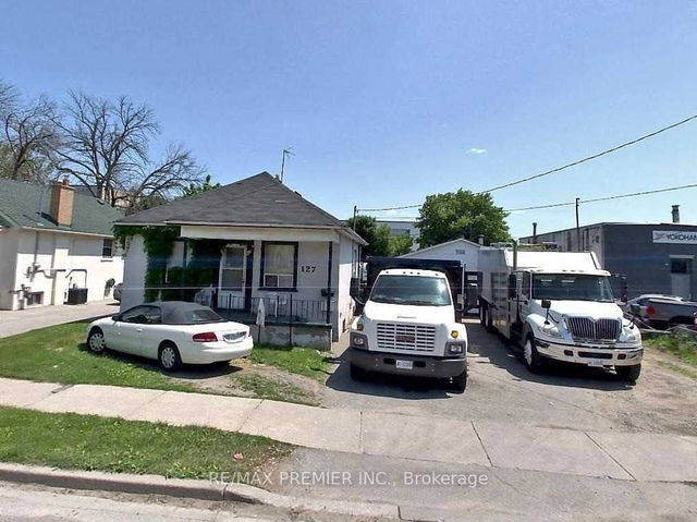 127 Thirtieth Street