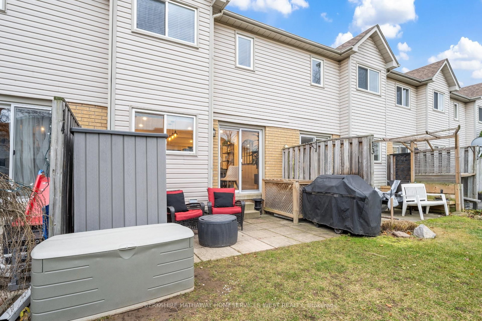 Listing Image 28