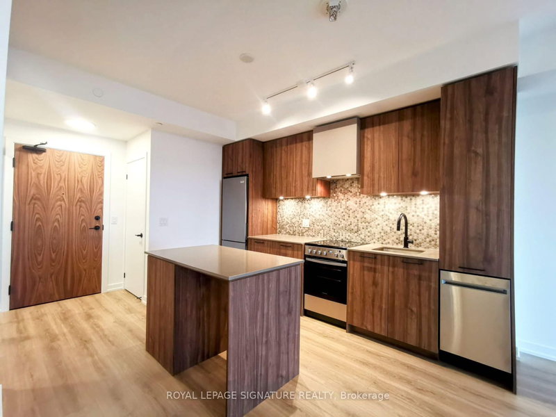 511 - 10 Lagerfeld Dr, Brampton, L7A 0H8 | Image 2