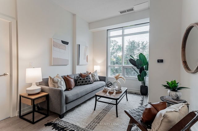106 - 10 Wilby Crescent