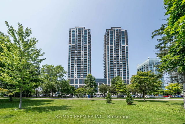 1817 - 1926 Lake Shore Boulevard