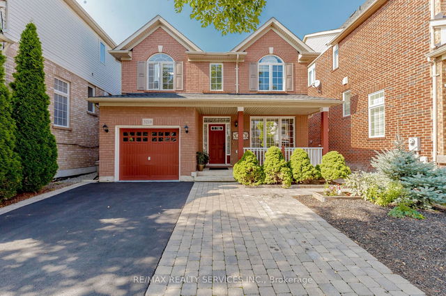 3218 Munson Crescent