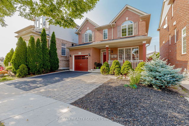 3218 Munson Crescent