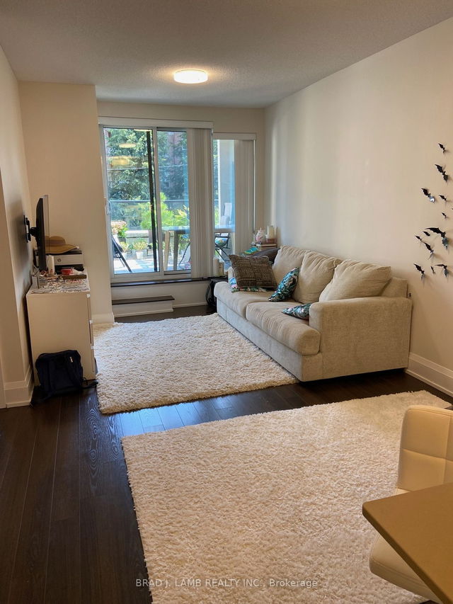214 - 2 OLD MILL Drive