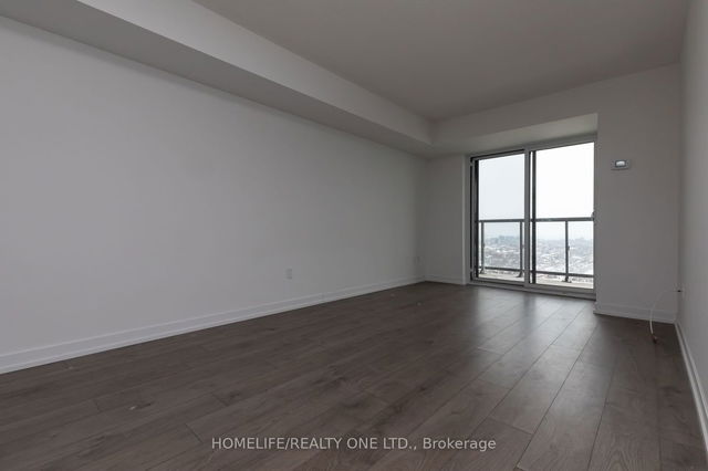 2505 - 1410 Dupont Street