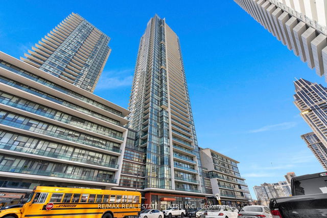 1408 - 4070 Confederation Parkway