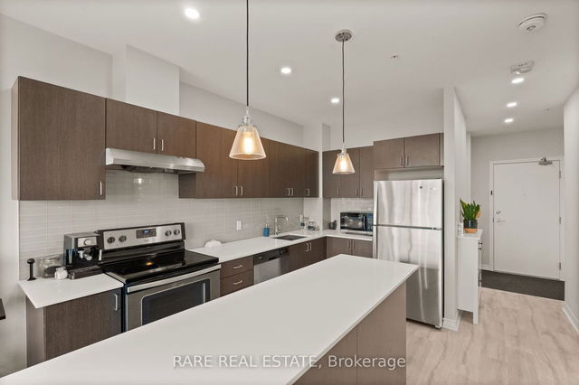 318 - 2522 Keele Street