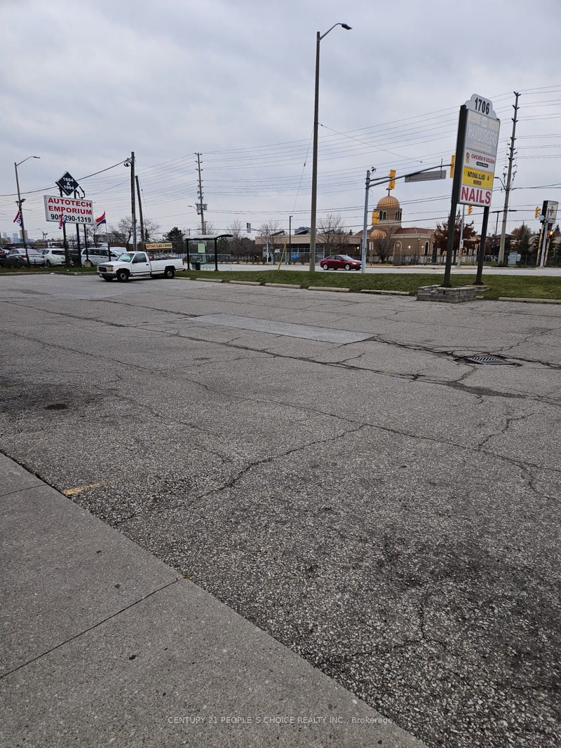 1 - 1706 Dundas St E, Mississauga, L4X 1L7 | Image 2