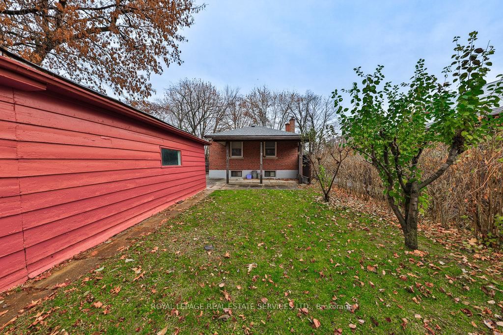 Listing Image 32
