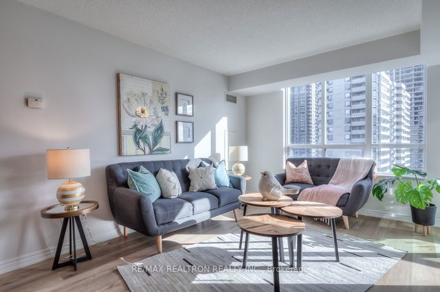 1707 - 335 Rathburn Road