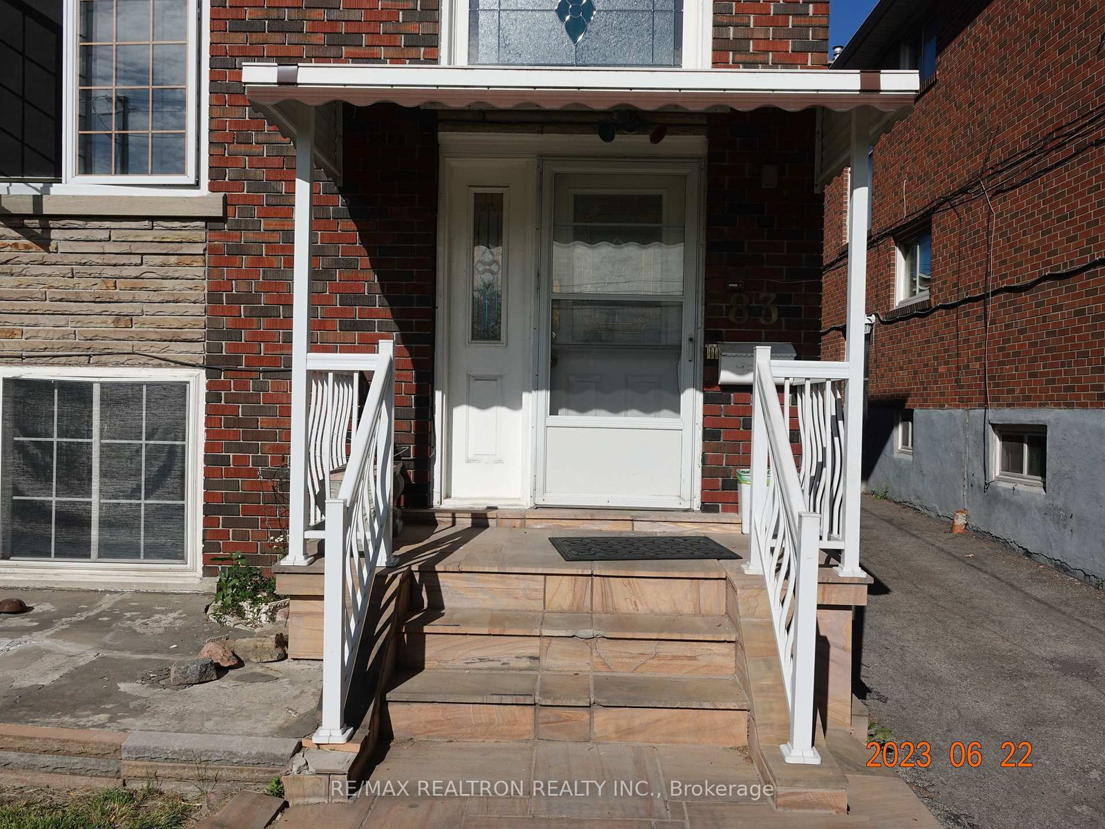 Listing Image 3