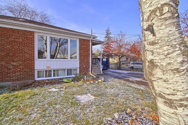 3554 Ashcroft Crescent