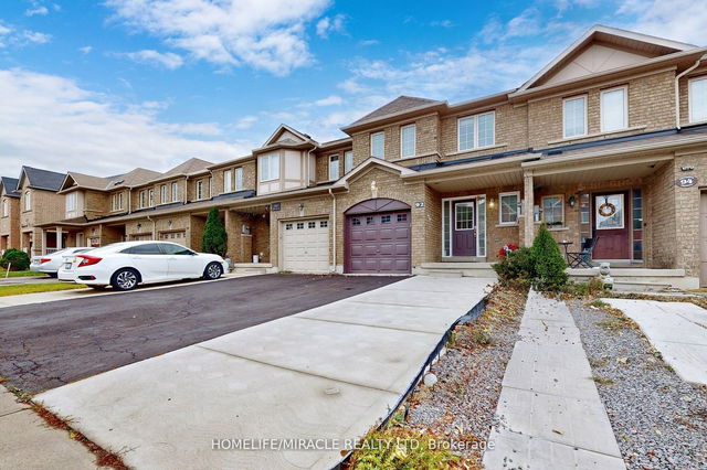 92 Tomabrook Crescent