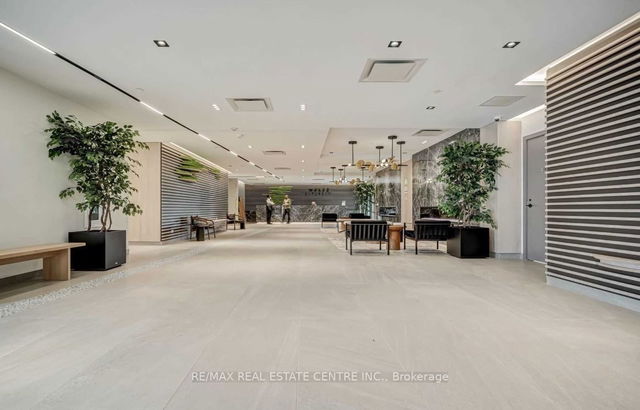 405 - 50 George Butchart Drive