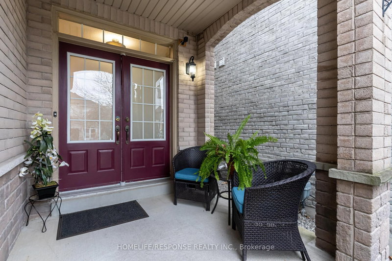 5840 RAFTSMAN COVE, Mississauga, L5M 6N9 | Image 2