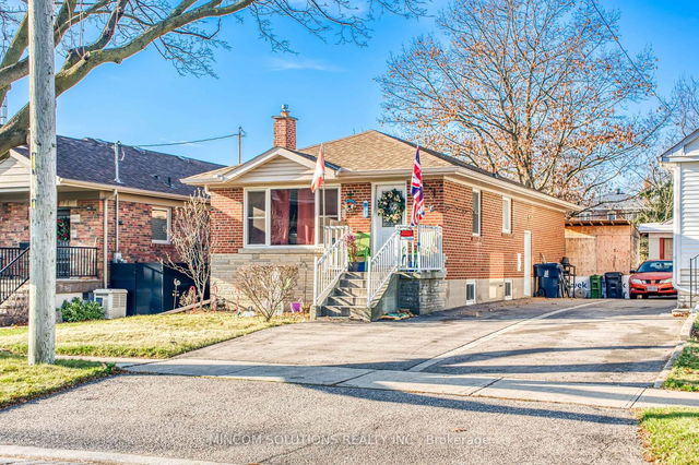 16 Robindale Avenue