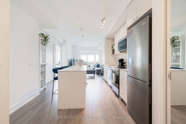 901 - 50 George Butchart Drive
