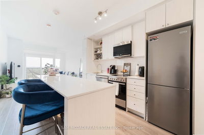 Unit 901 — 50 George Butchart Dr, Toronto - Downsview-Roding-CFB image-0-3