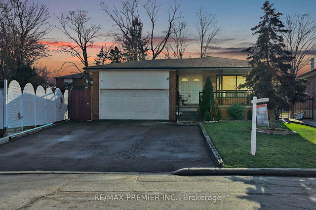 27 Ettrick Crescent