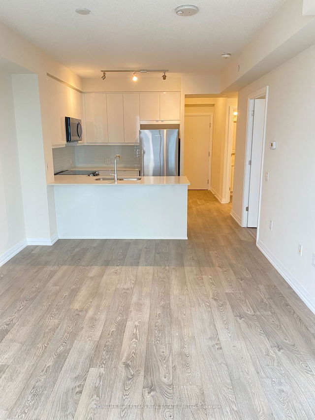 601 - 50 Thomas Riley Road