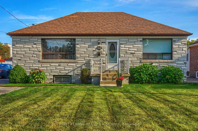 568 Ridgemount Crescent