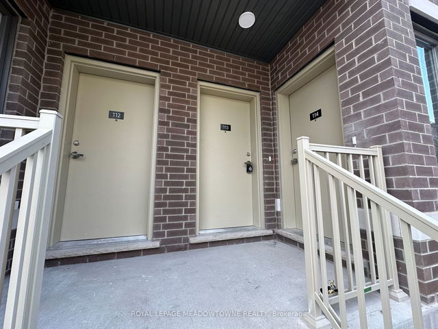 TH 113 - 30 William Jackson Way