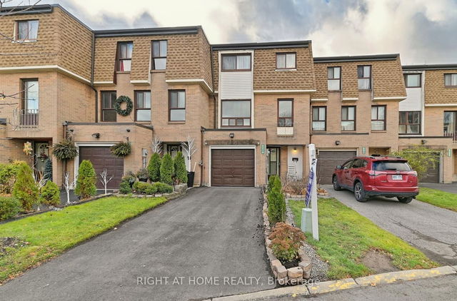 321 Fleetwood Crescent