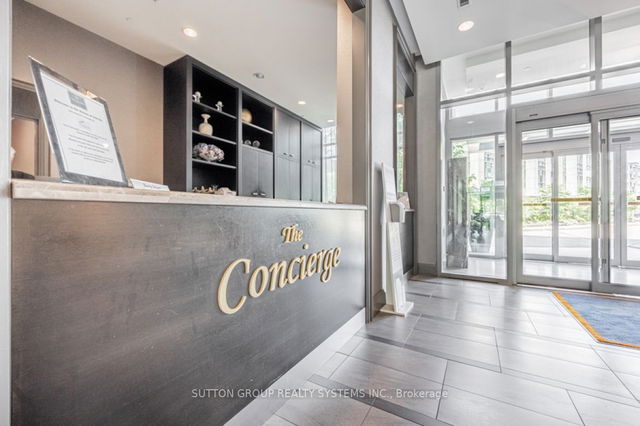 302 - 11 Bronte Road